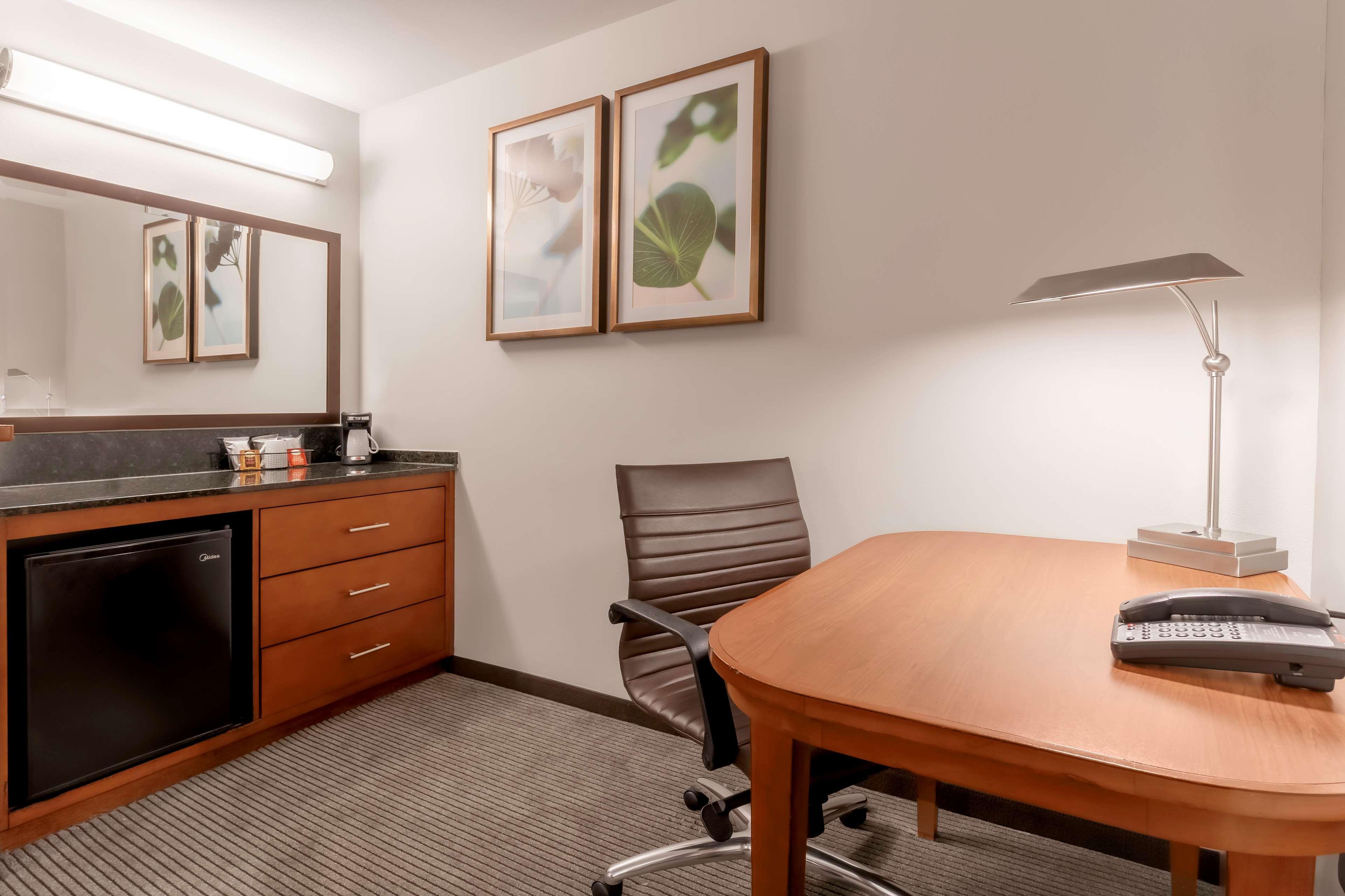 Hyatt Place Salt Lake City Airport Екстериор снимка