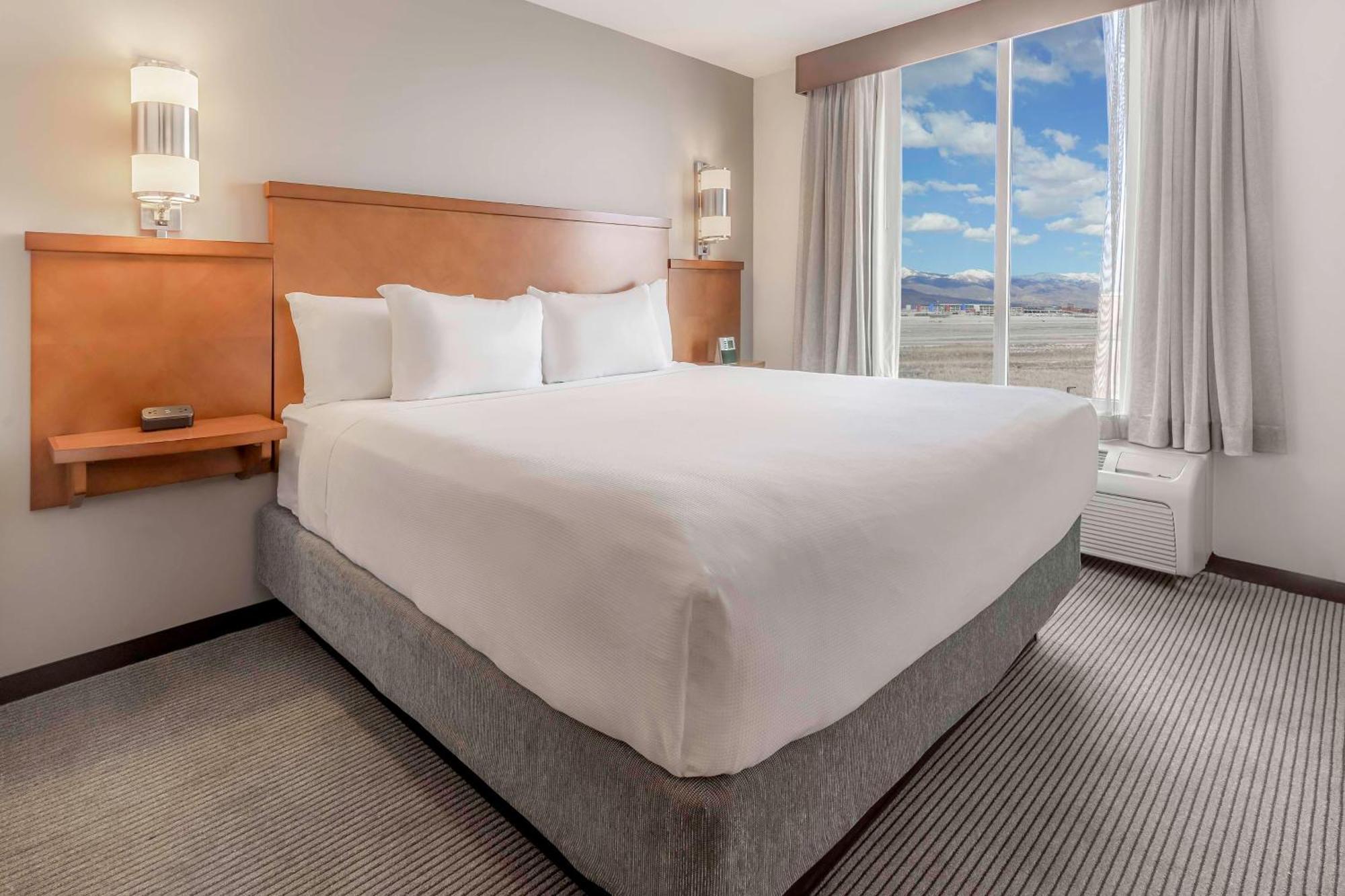 Hyatt Place Salt Lake City Airport Екстериор снимка
