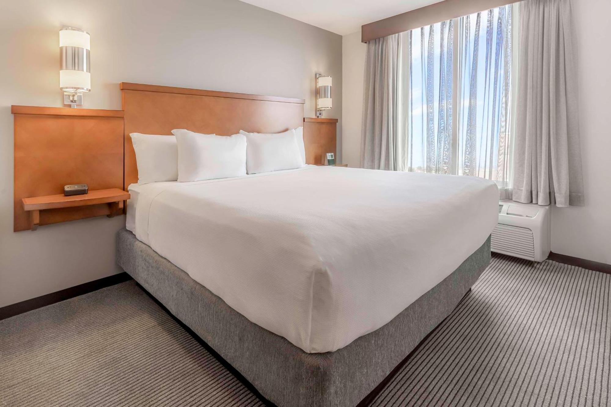 Hyatt Place Salt Lake City Airport Екстериор снимка