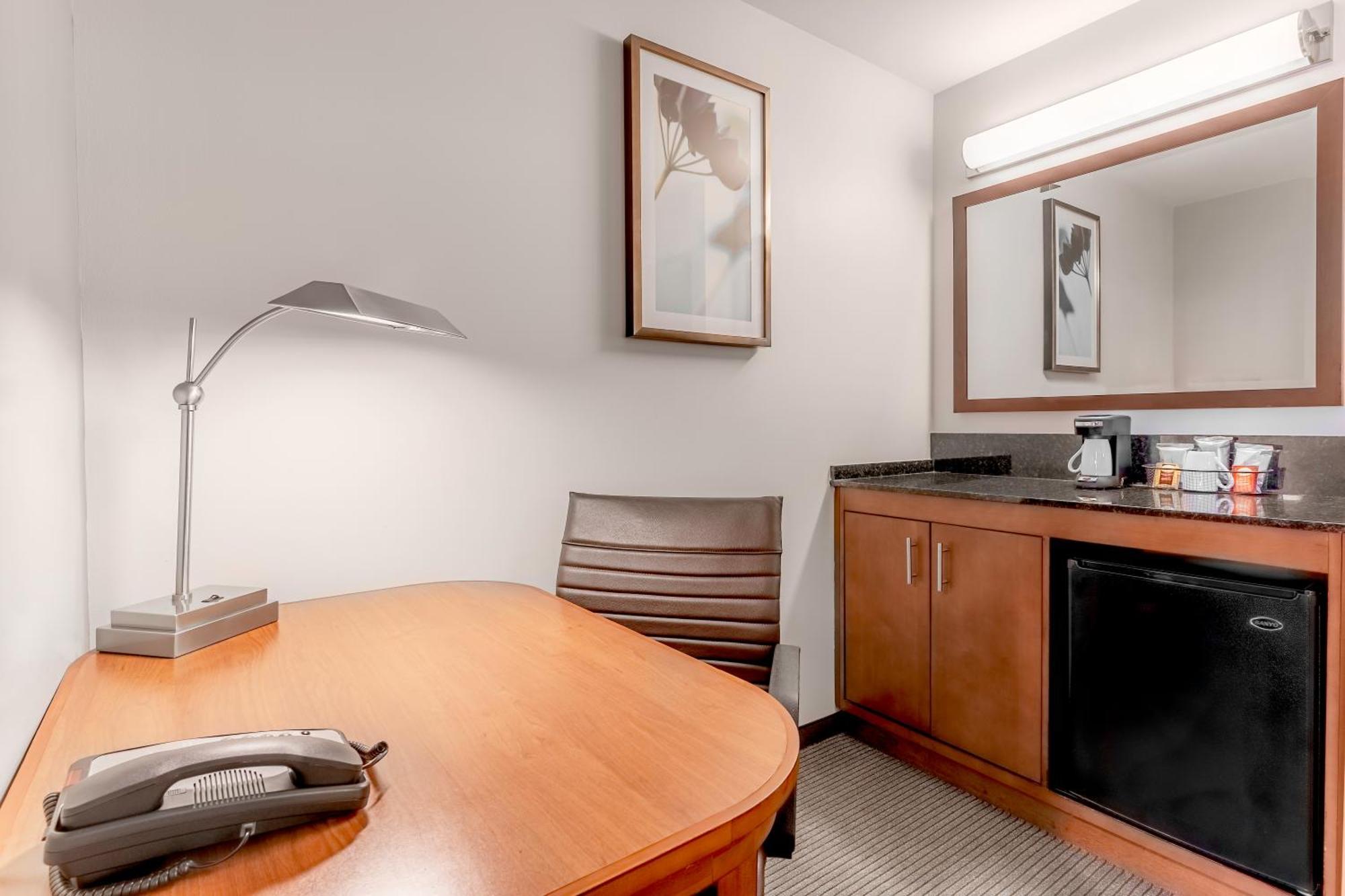 Hyatt Place Salt Lake City Airport Стая снимка